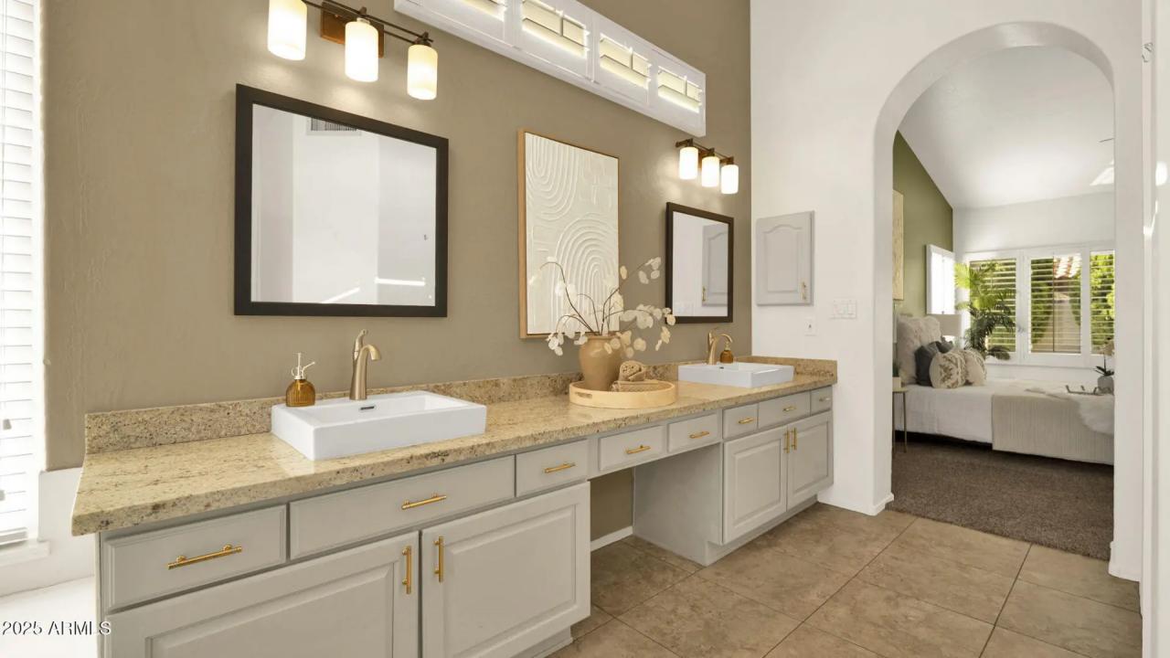 Real Estate Picture 40