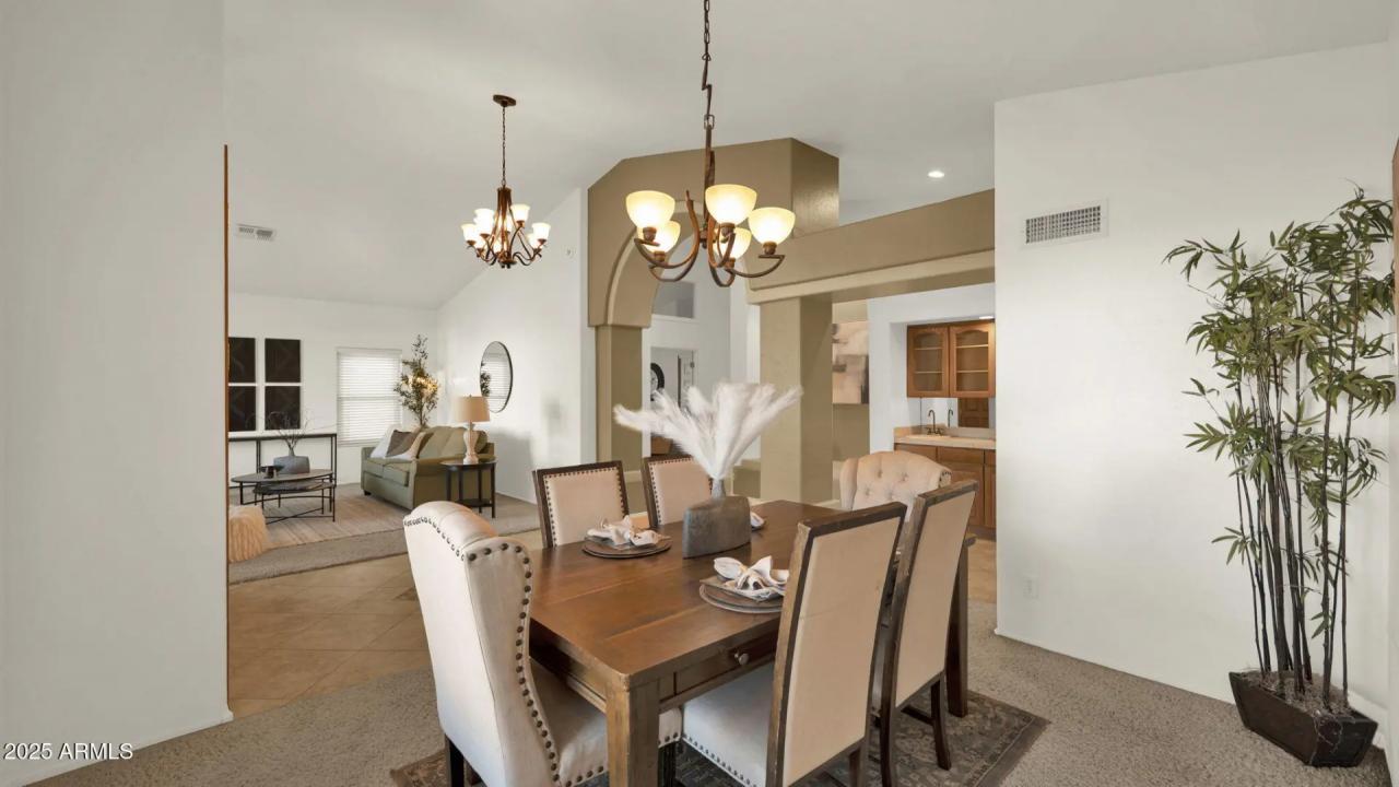 Real Estate Picture 16