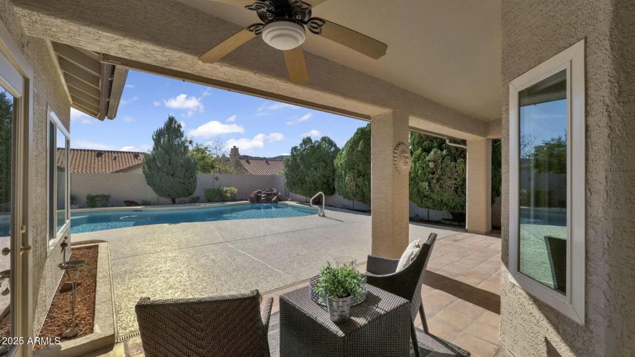 Real Estate Picture 30