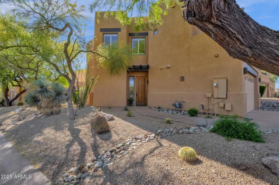 Real Estate Picture 3