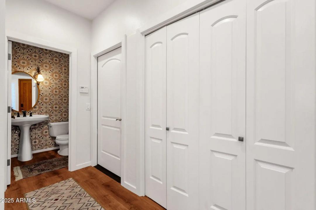 Real Estate Picture 22