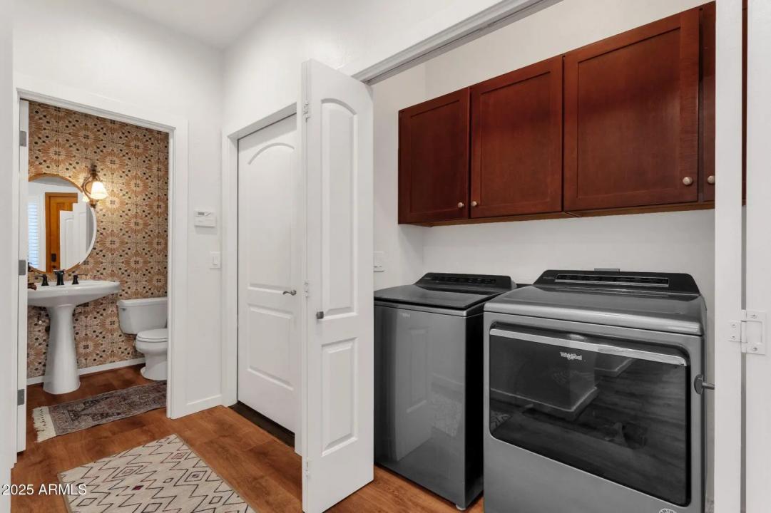 Real Estate Picture 23