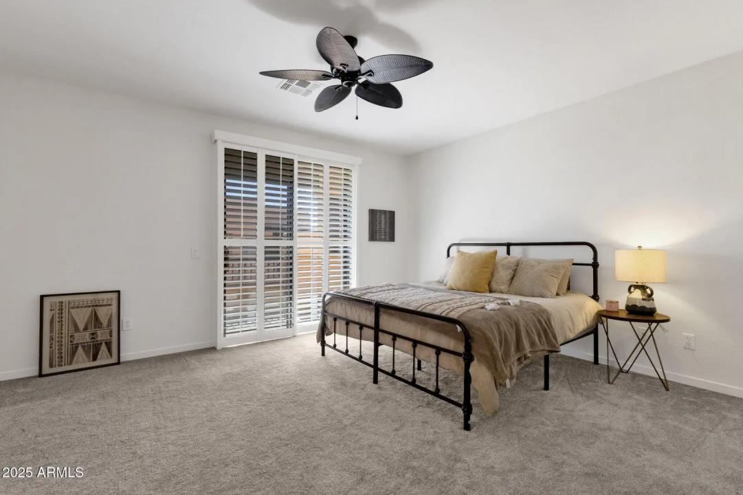 Real Estate Picture 25