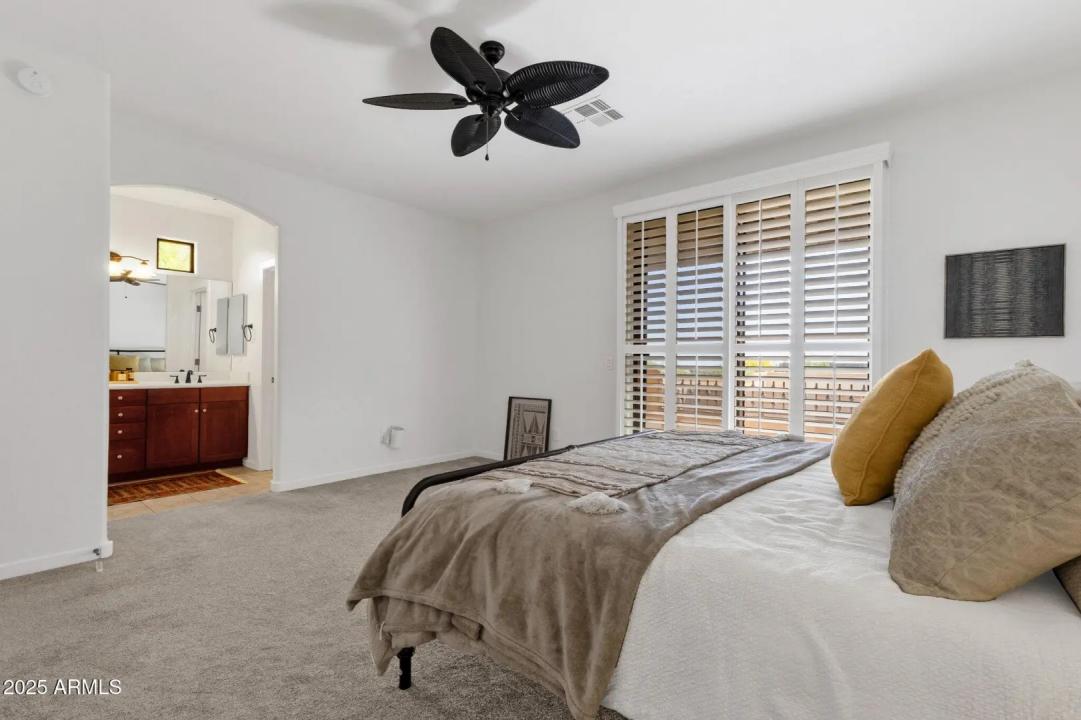Real Estate Picture 27