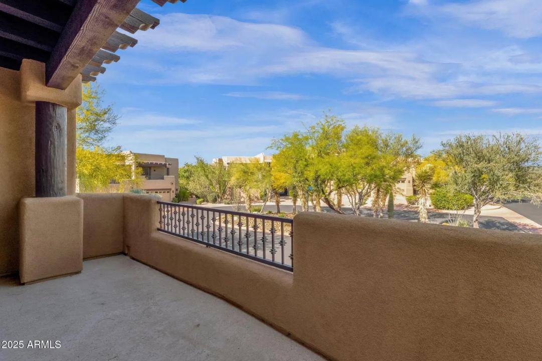 Real Estate Picture 28