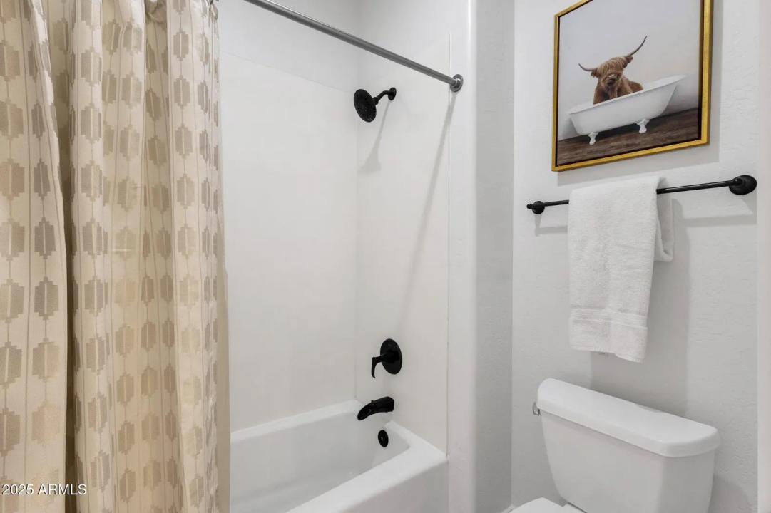 Real Estate Picture 37