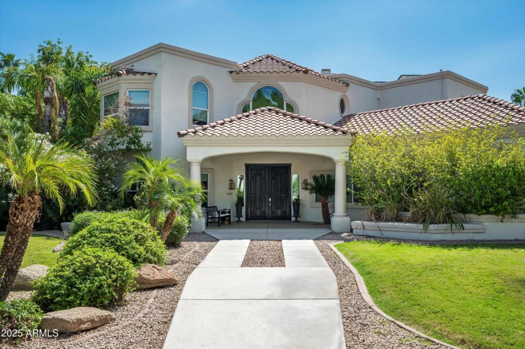 Real Estate Picture 5