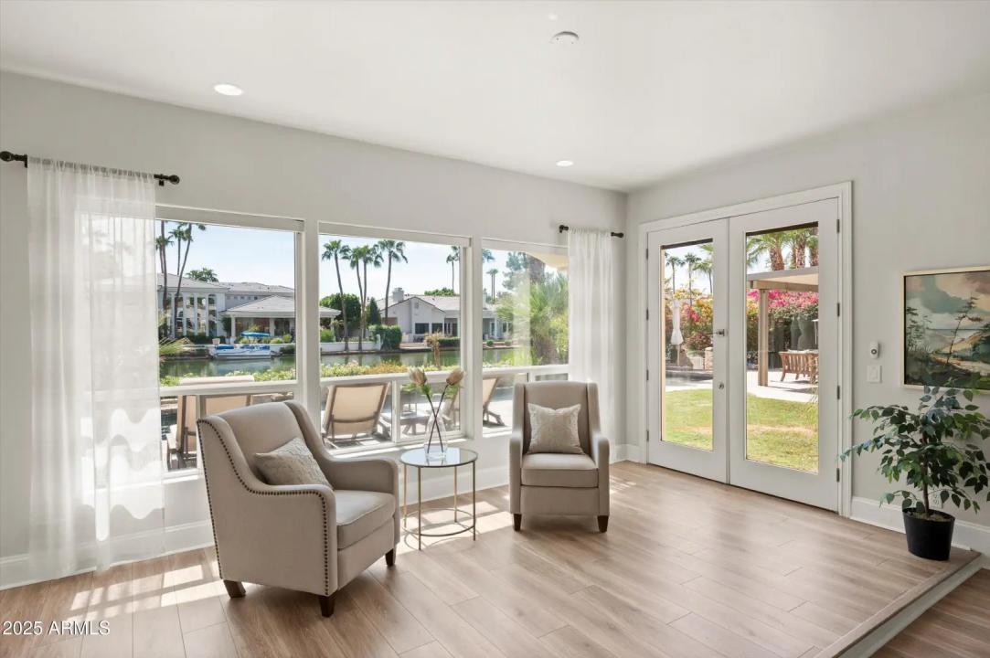 Real Estate Picture 25