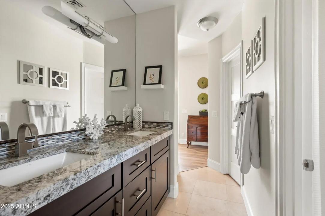 Real Estate Picture 35