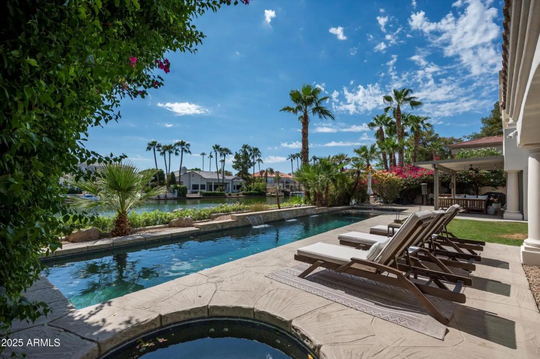 Real Estate Picture 42