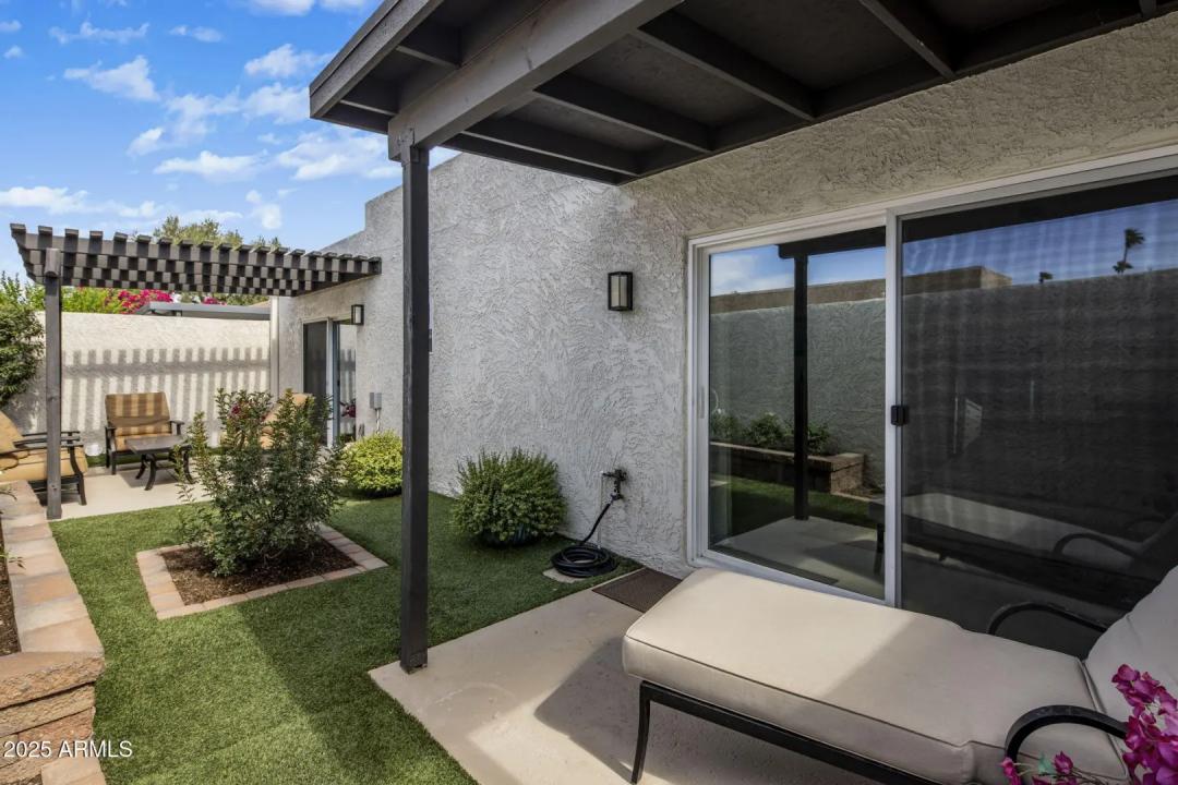 Real Estate Picture 21