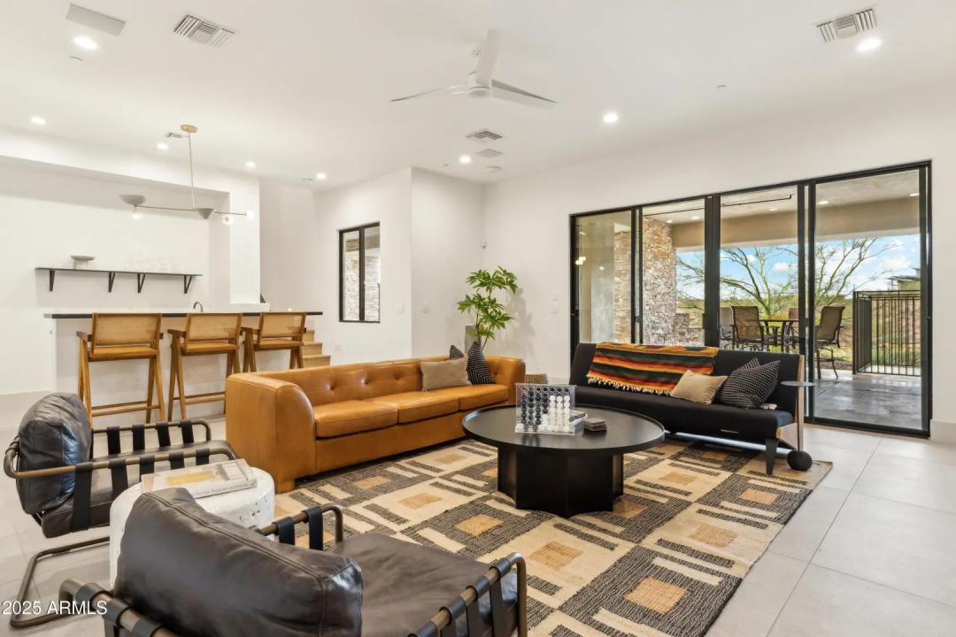 Real Estate Picture 25