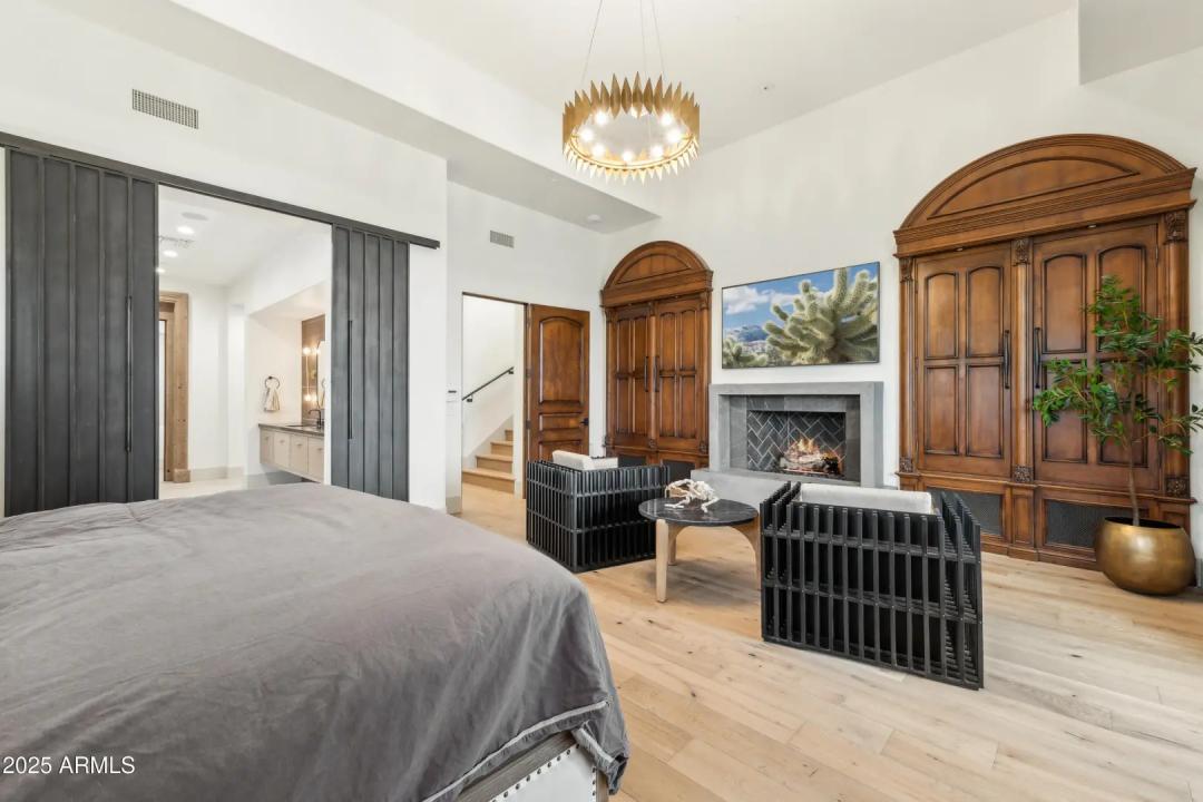 Real Estate Picture 17