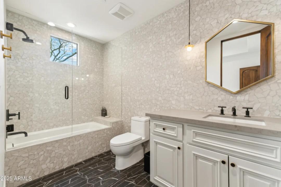 Real Estate Picture 35