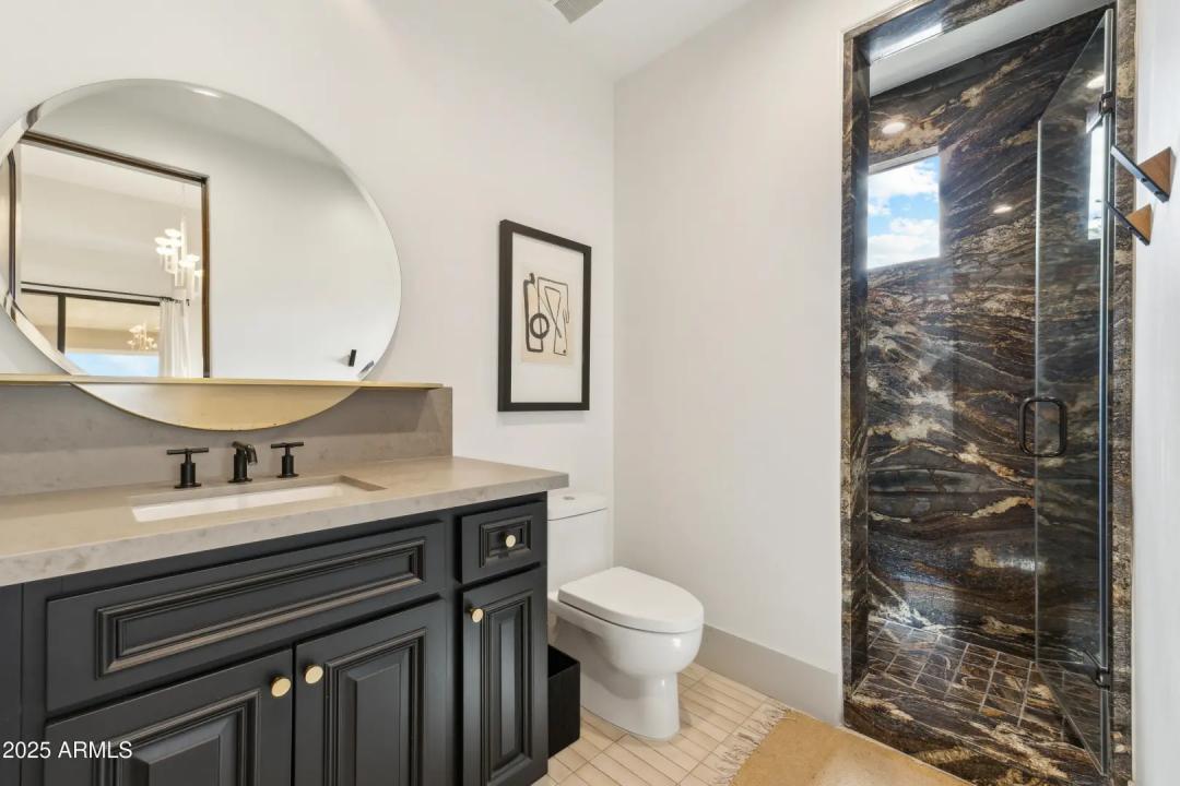 Real Estate Picture 33