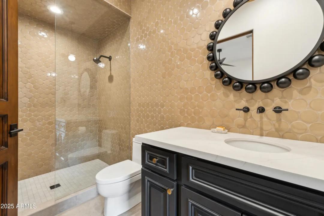 Real Estate Picture 30