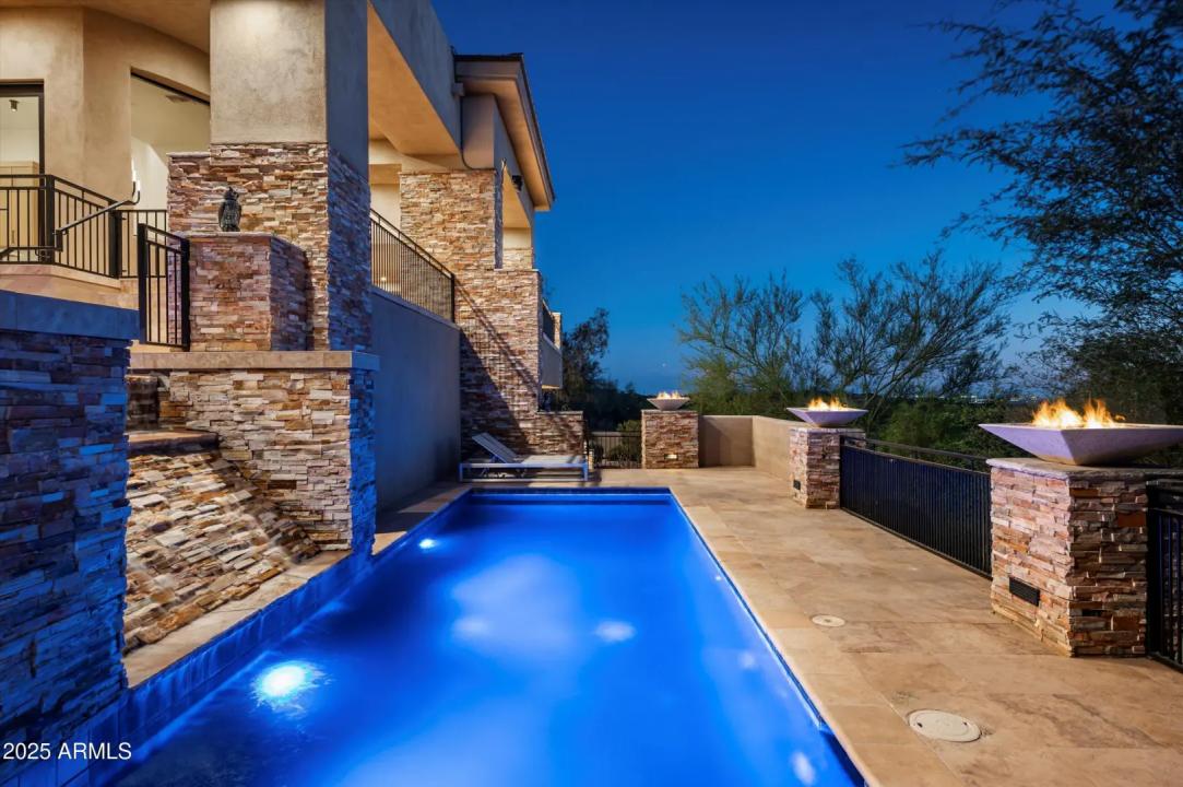 Real Estate Picture 39