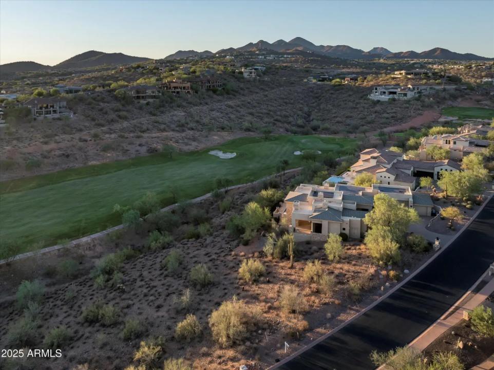 Real Estate Picture 50