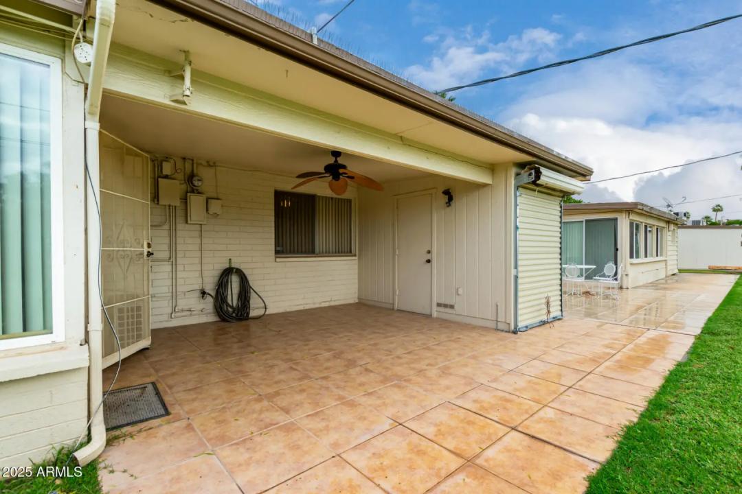 Real Estate Picture 17
