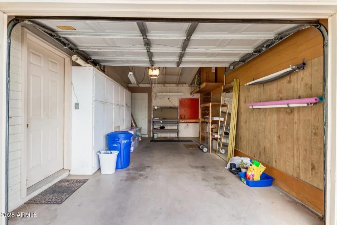 Real Estate Picture 16
