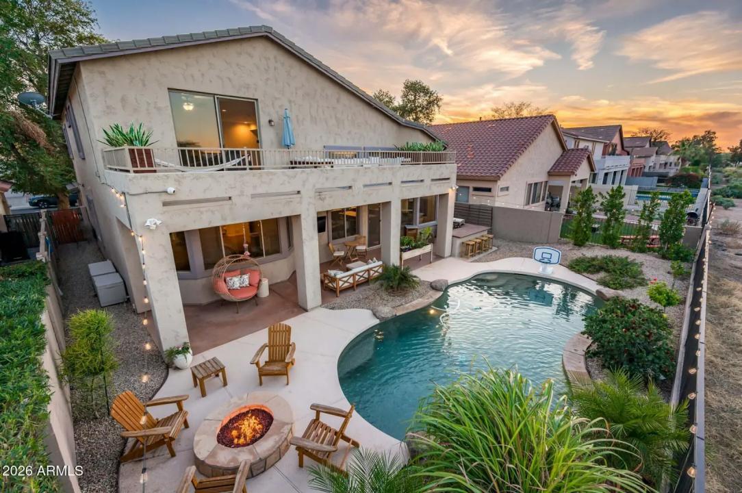 Real Estate Picture 25