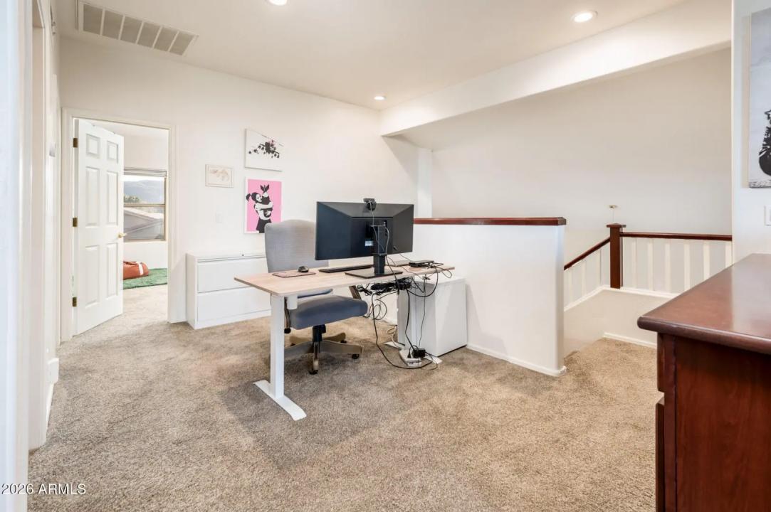 Real Estate Picture 17