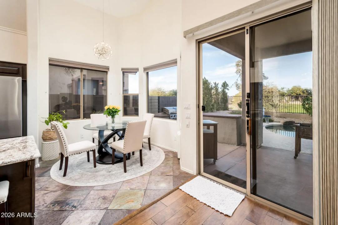 Real Estate Picture 8