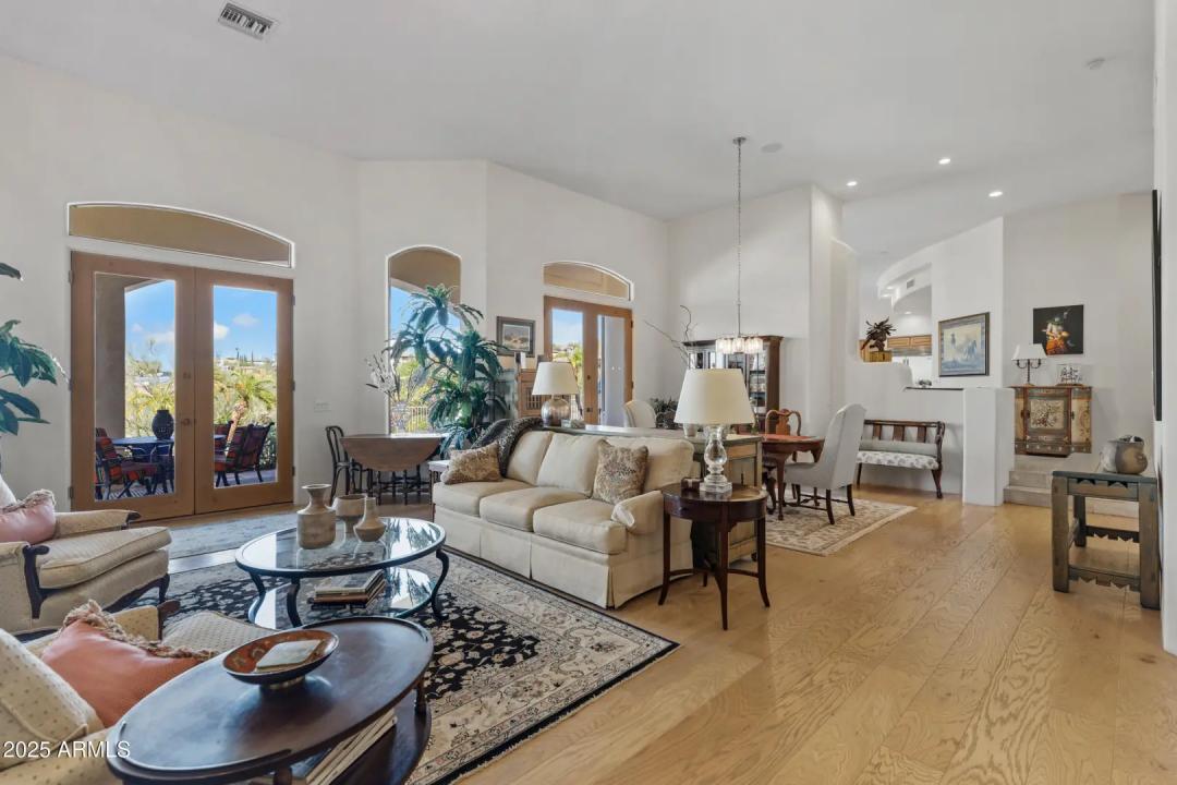Real Estate Picture 20