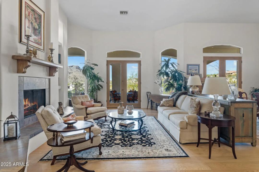 Real Estate Picture 19
