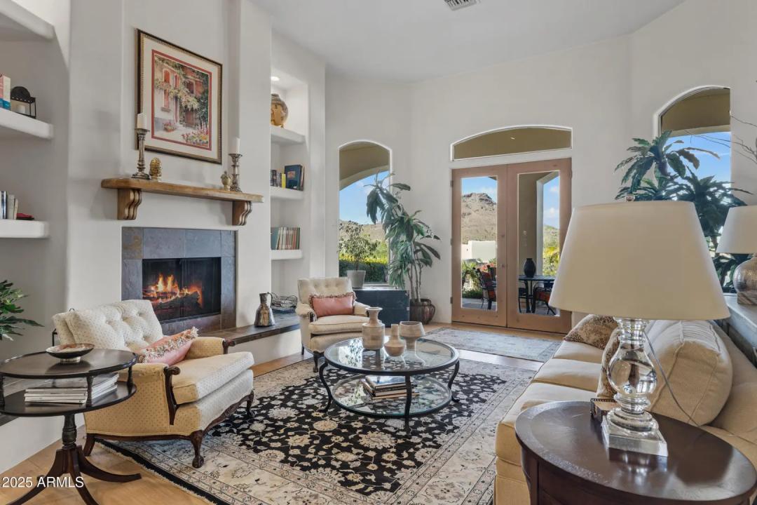 Real Estate Picture 17