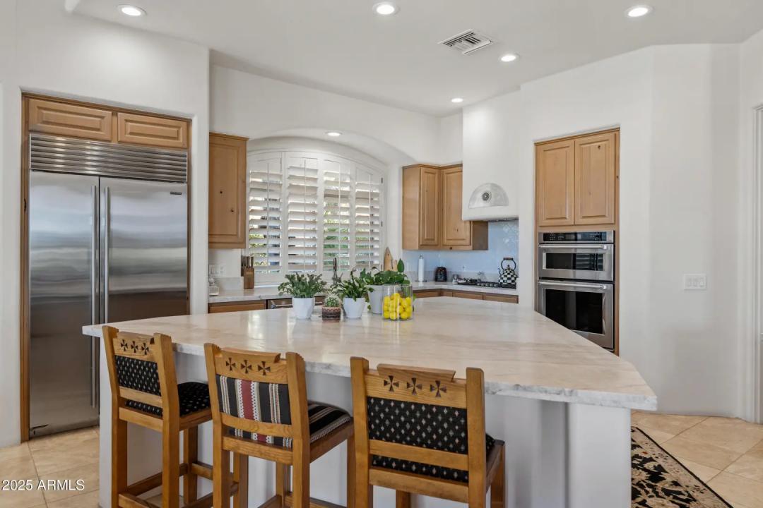 Real Estate Picture 30