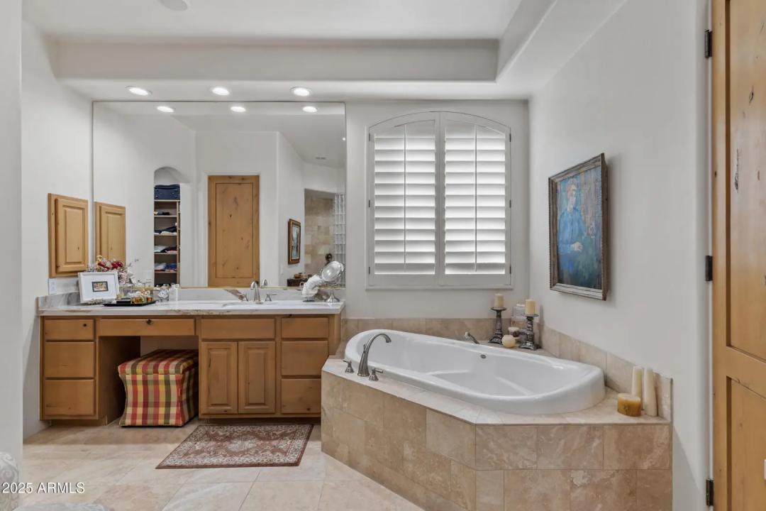Real Estate Picture 40