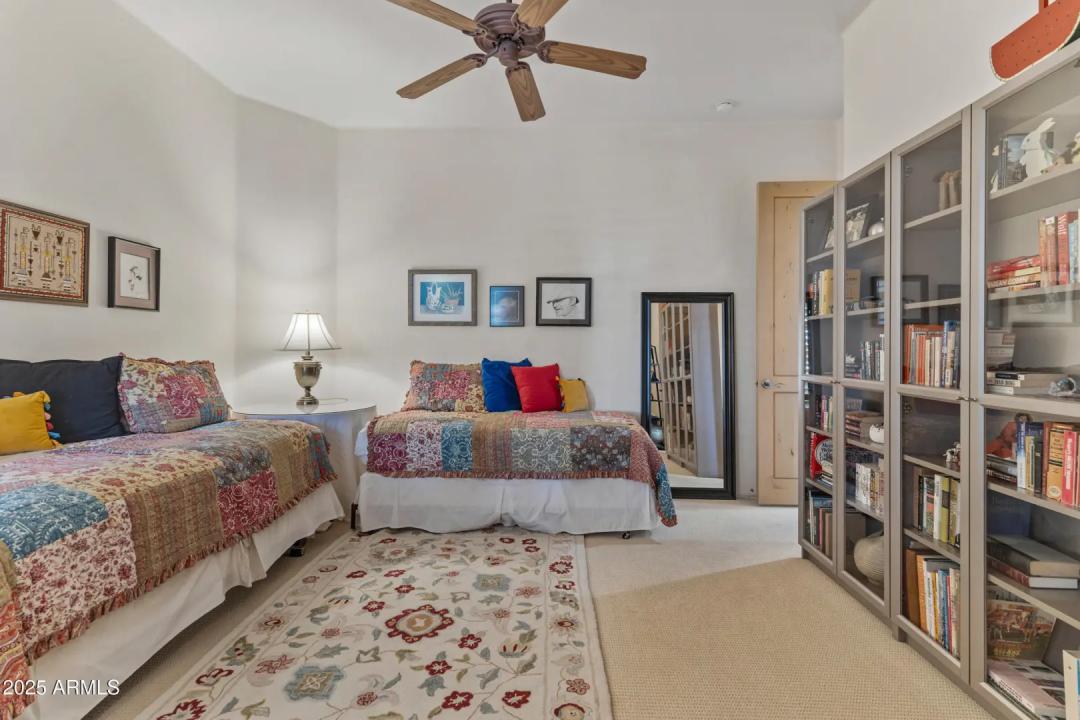 Real Estate Picture 53