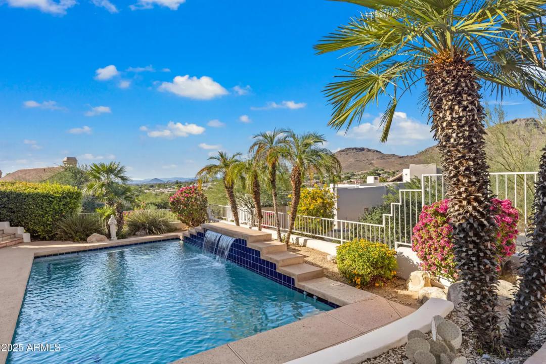 Real Estate Picture 10