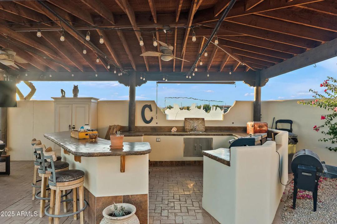 Real Estate Picture 30