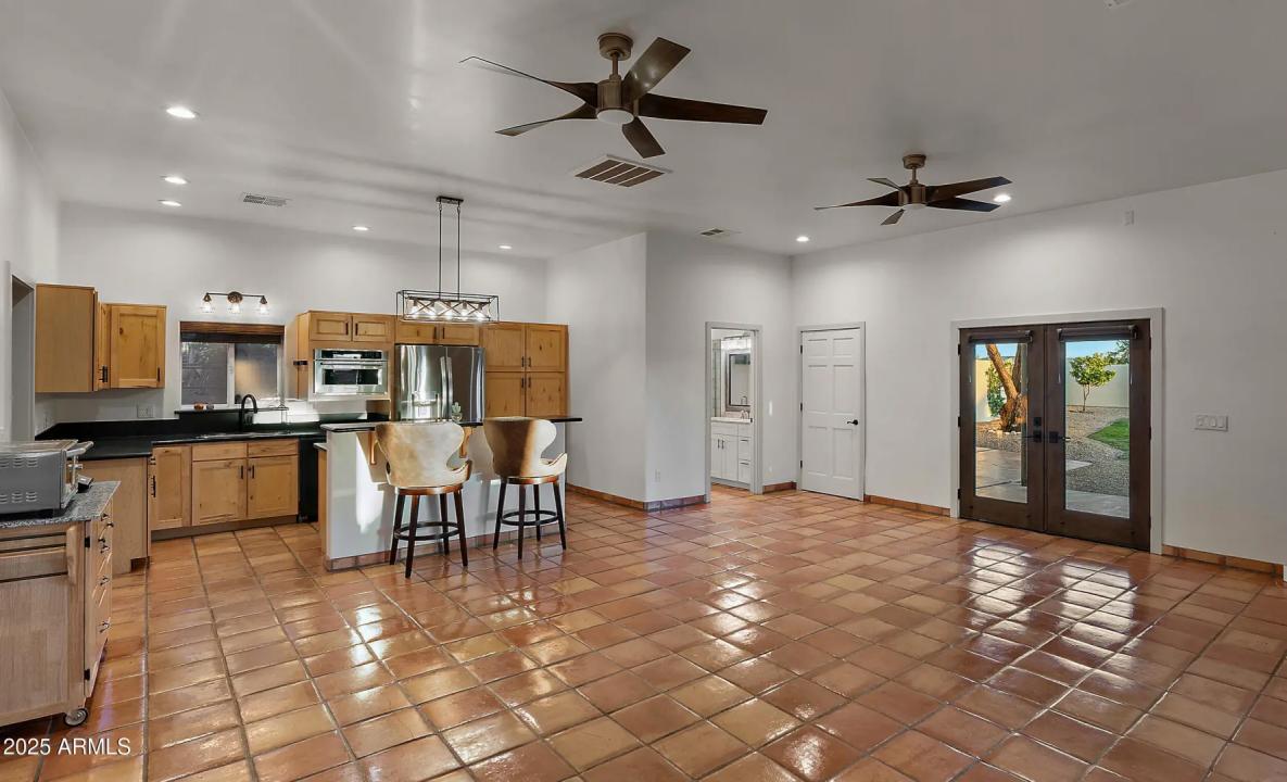 Real Estate Picture 32