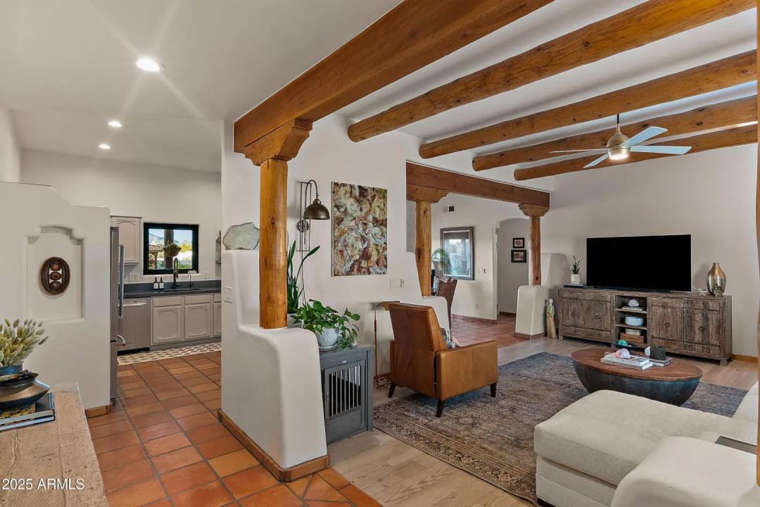 Real Estate Picture 6
