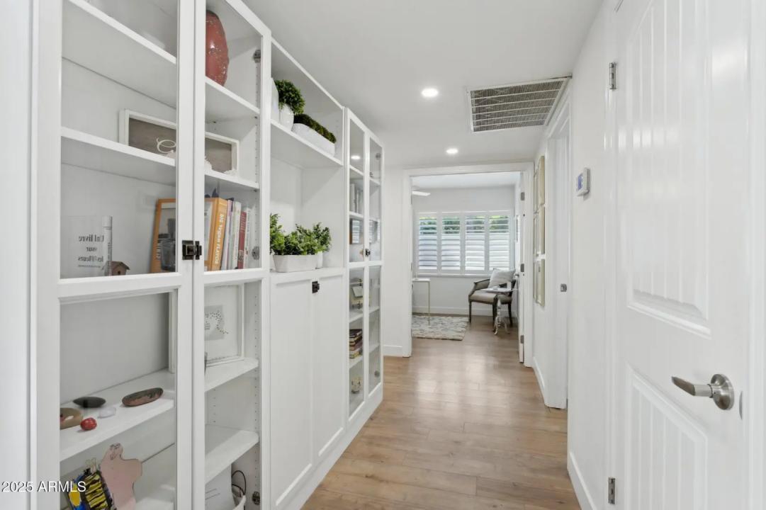 Real Estate Picture 18