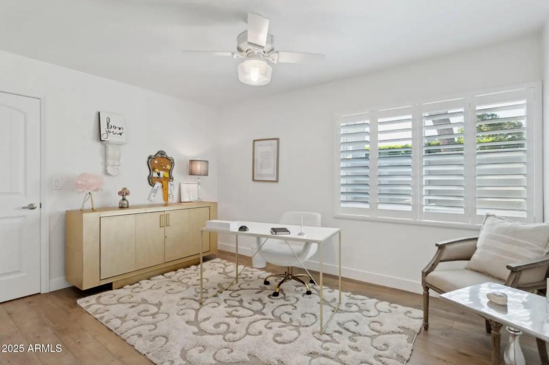 Real Estate Picture 28