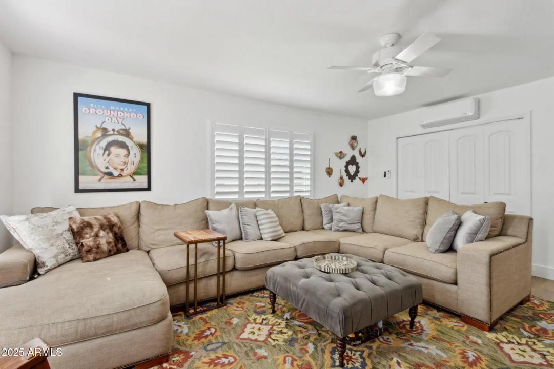 Real Estate Picture 38