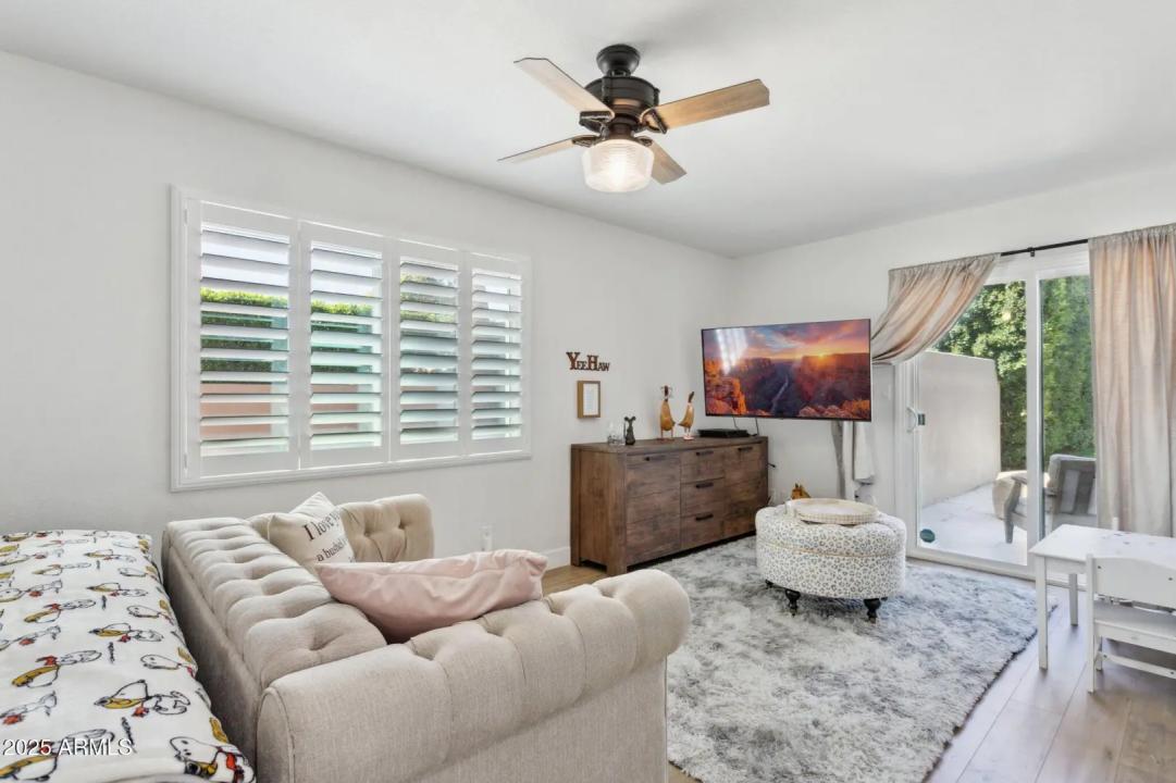 Real Estate Picture 34