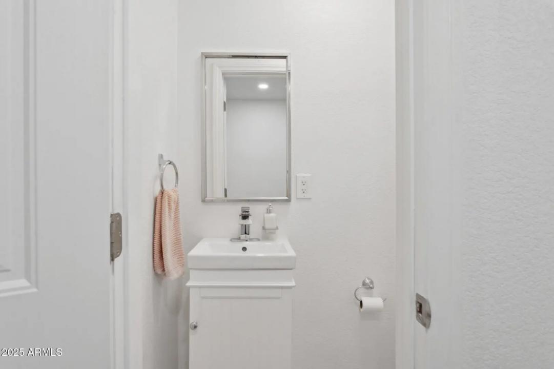 Real Estate Picture 27