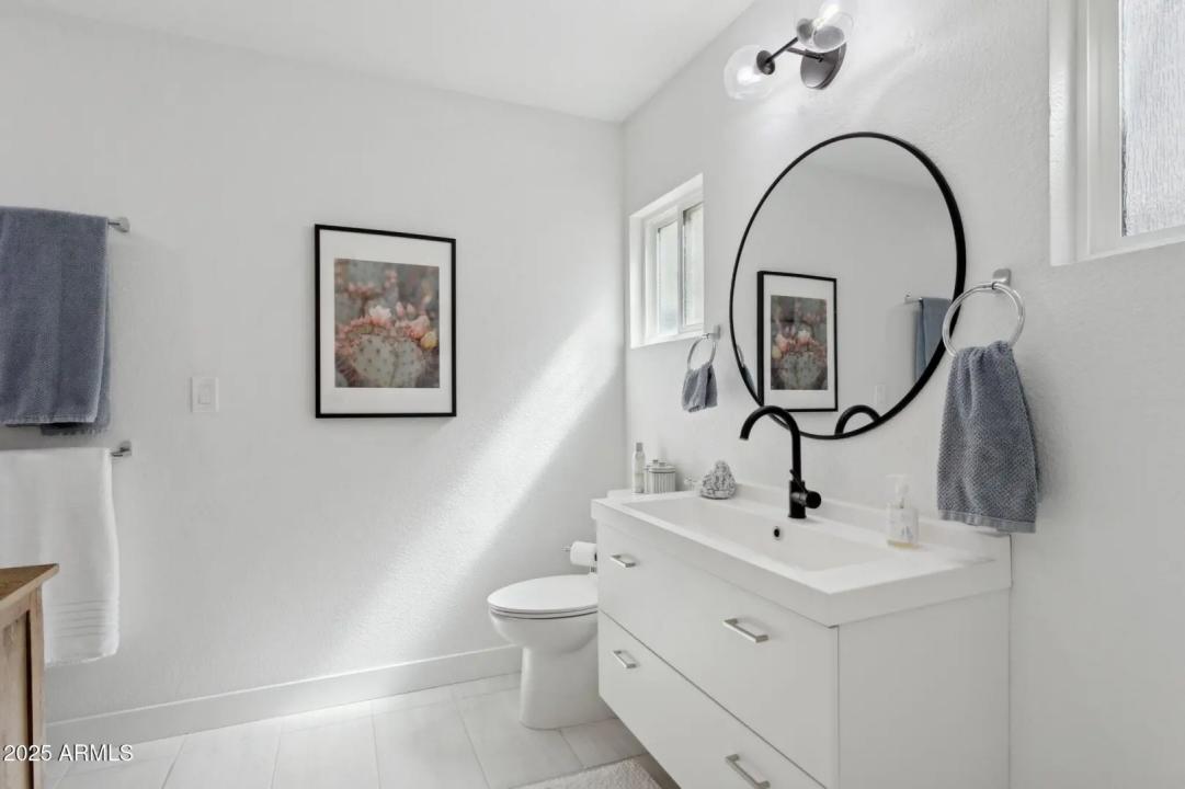 Real Estate Picture 30