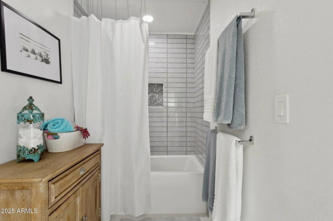 Real Estate Picture 31
