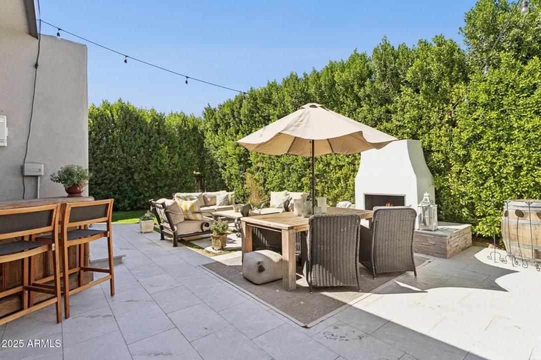 Real Estate Picture 42