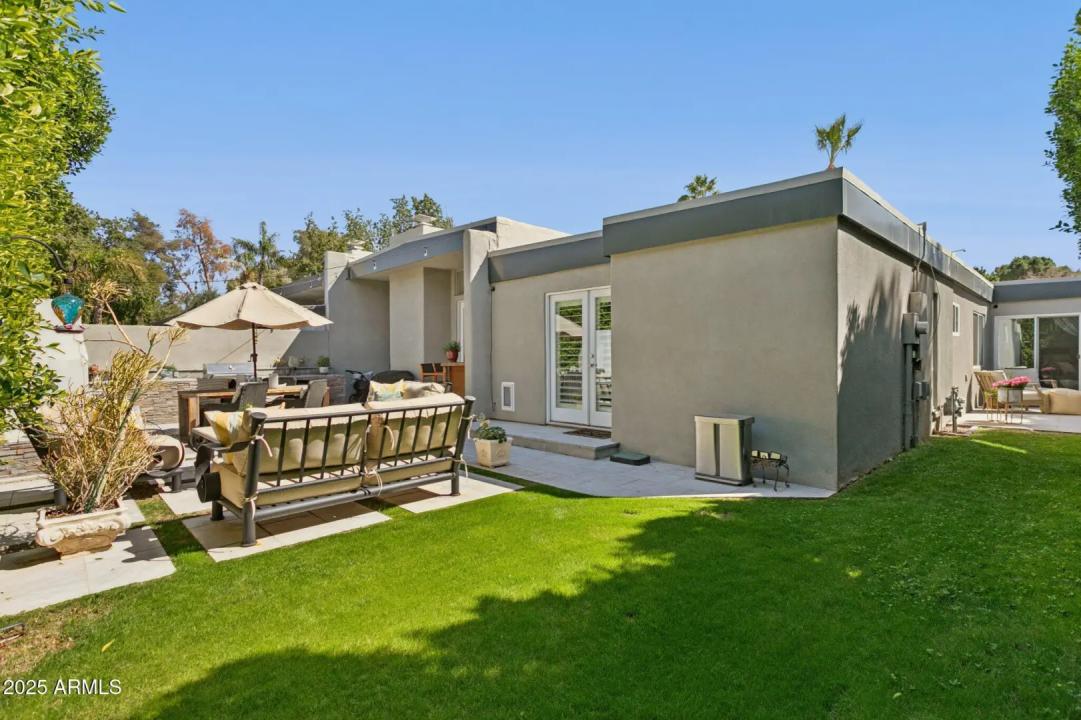Real Estate Picture 45