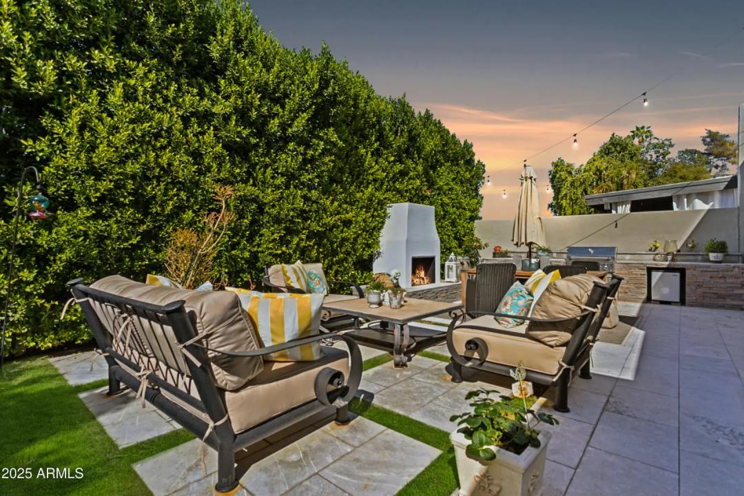 Real Estate Picture 1
