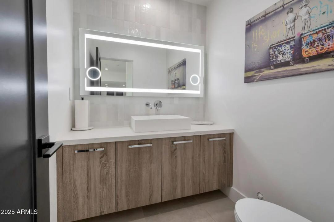Real Estate Picture 15