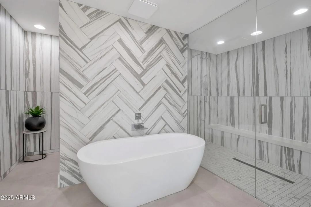 Real Estate Picture 20