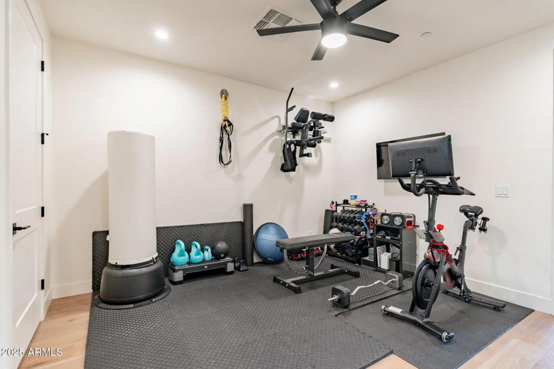 Real Estate Picture 20